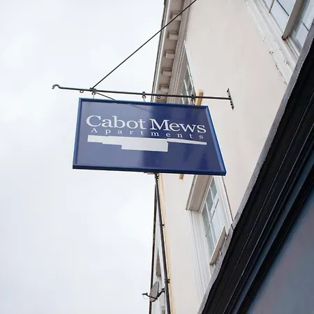 Higgihaus Cabot Mews #25 Fantastic *