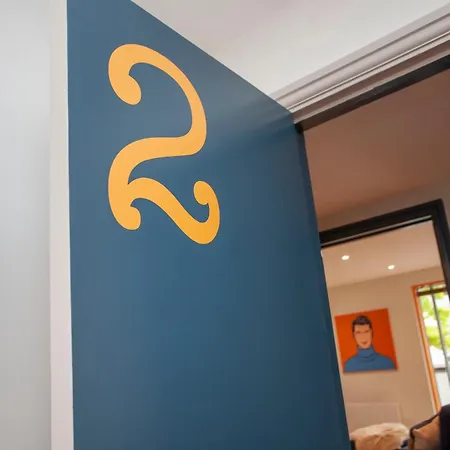 Higgihaus Cabot Mews #25 Fantastic アパート